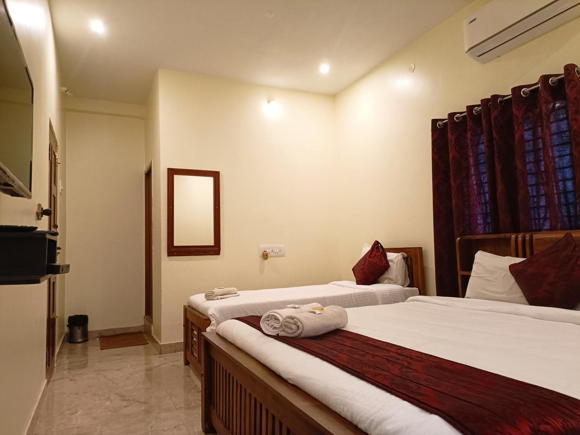 Bairava Bliss Inn Rāmeswaram Exterior foto
